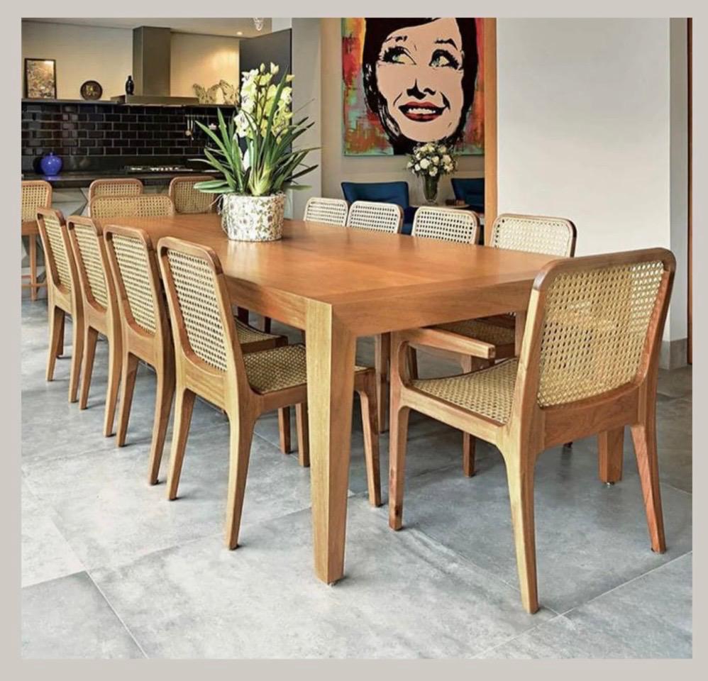 Sala con mueble de madera Arborea